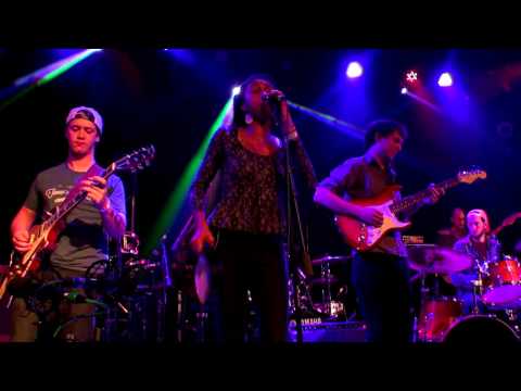 02. West End Blend "Rewind" Toads Place - New Haven, CT 12-19-2015 [6 camera HD]