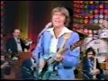 Glen Campbell Sings "Smoke From a Distant Fire"/Roy Clark