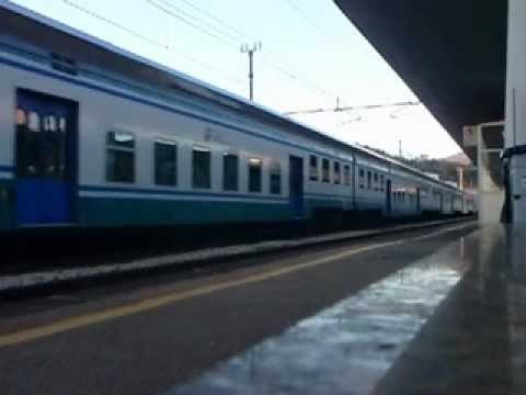 e464 con piano ribassato in arrivo a Savona