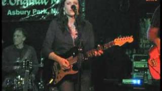 &quot;Lonesome, Ornery and Mean&quot; Shannon McNally &amp; Hot Sauce