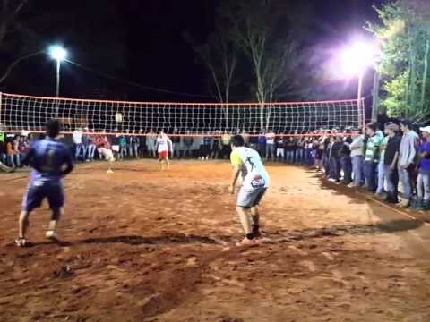 Velo y Sergio VS Bota y Milciades! (PIKI PY)