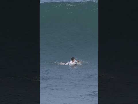 Rio Waida Ripping Uluwatu #surfing #surfingbali #surfers