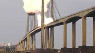 preview picture of video 'Bombardeo al Puente Chaco-Corrientes'