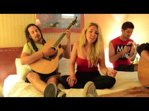 Treasure by Bruno Mars- Acoustic Cover by Electric Blonde and Lynzie Kent