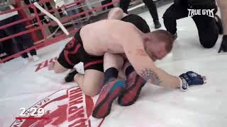 1v2变成1对1！壮汉势在必得！结果出乎预料