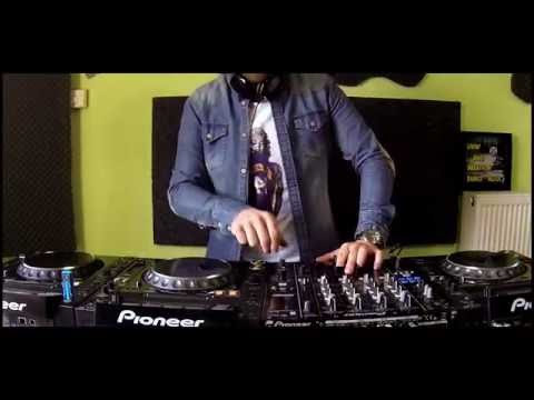 Dim Chord live dj set in the studio