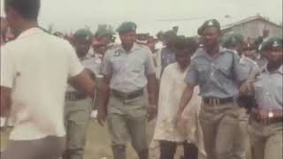 Download lagu WATCH AS DR ISHOLA OYENUSI(NIGERIA'S NOTORIOUS ARMED ROBBER) SMILE EVEN AT HIS DEATH!! mp3 Download lagu WATCH AS DR ISHOLA OYENUSI(NIGERIA'S NOTORIOUS ARMED ROBBER) SMILE EVEN AT HIS DEATH!! mp3