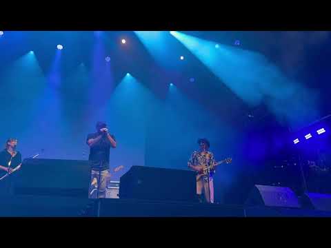 Seiler, Molden und das Frauenorchester: Awarakadabara (Live, 30 Jahre Integrationshaus