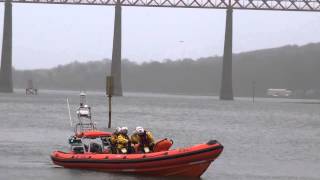 preview picture of video 'RNLI Queensferry Lifeboat Loony Dook South Queensferry Scotland'