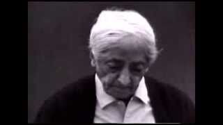 preview picture of video 'Krišnamutri: Pitanja i odgovori, 3. deo, Saanen 1981.'