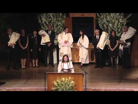"Kol Nidrei" - Cantor Julia Cadrain (Yom Kippur 5776/2015)