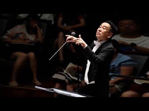 胡咏言指挥辽宁交响乐团，演奏理查施特劳斯的【阿尔卑斯山交响曲】2022 - Created and published by YSJ studio Canada