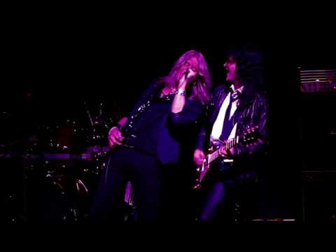 Led Zeppelin - Whole Lotta Love (Chas West, Rocky Kramer, Robbie Crane, Chili Moreno)