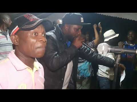 Lopez Asséké & Akyékoi Orchestra A Massandji - Nguié