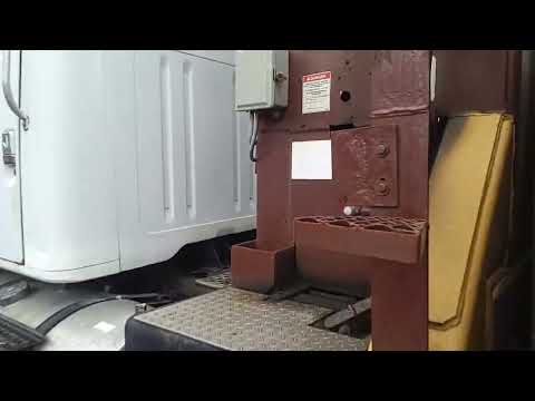 CAMION FLÈCHE AVEC GRUE INTERNATIONAL 8100 10 ROUES 20' 1995 / 1HTHCAURXSH656058