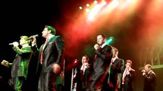 Straight No Chaser  Donde Esta Santa Claus