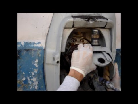 Volvo Penta 290A steering fork removal