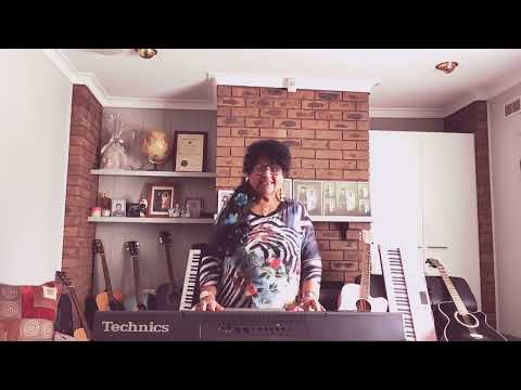 X”Mas Carol - Vin Thootharhal Paadidave - Sharmini Satgunam Super Stars Music Band Melbourne