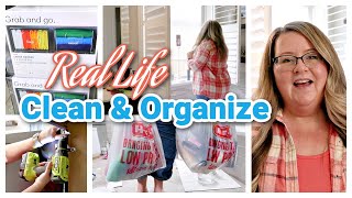 BATHROOM CABINET ORGANIZATION // HOW TO ORGANIZE UNDER THE SINK!