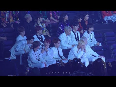 181106 MGA 워너원 대기석 모습 3