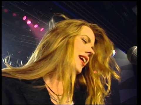 download lagu mp3 mp4 Tu Por Mi Cristina Y Los Subterraneos, download lagu Tu Por Mi Cristina Y Los Subterraneos gratis, unduh video klip Tu Por Mi Cristina Y Los Subterraneos