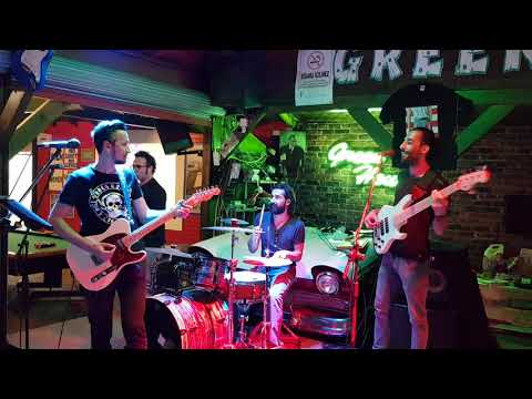 Voyn - 13. Boom Boom