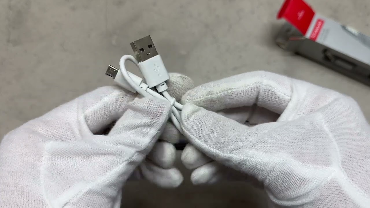 Портативный фонарь с солнечной батареей TITANUM TLF-T10SO