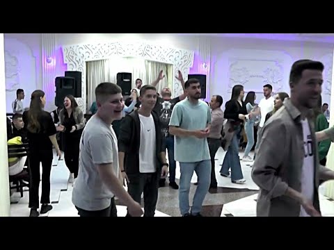 ENDRIT BAÇI DHE GRUPI DARDANIA MBREMJE DRETPERDREJT RESTORRANT REAL BAJRAM CURR