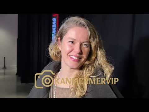 Interviews with Ebru Şahin and Burcu Biricik. Ebru Şahin #ebruşahin #hercaidizi #hercai #burcubir...