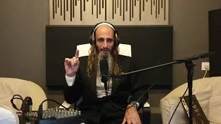 מדברים מרבי נחמן מברסלב   שמחה על שמחה (הרב מאור קריו) - התמונה מוצגת ישירות מתוך אתר האינטרנט יוטיוב. זכויות היוצרים בתמונה שייכות ליוצרה. קישור קרדיט למקור התוכן נמצא בתוך דף הסרטון