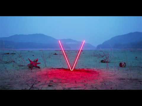 Maroon 5 - Sugar (turn on subtitles for lyrics)