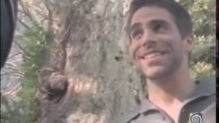 Relatos del más allá 1x15 -  El Monstruo De Los Ojos Verdes