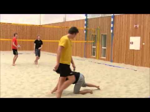 21 01 2014 Basic technique on beach top spin