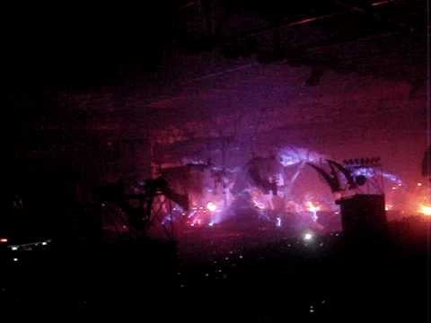 JDX feat. Sarah Maria - Live The Moment qlimax 2009