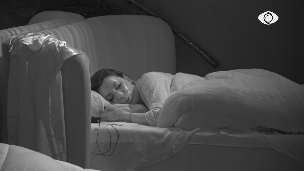 “Pelë në periudhë çiftëzimi”/ Vijon debati mes Olës dhe Vserlos: Injorant…