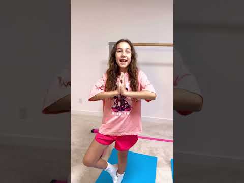 Sierra e Rhia Aprendem a Ficar Calmas e Respirar - Faz de Conta