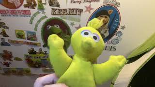 Elmo and Big Bird Sing Tall Short Texans