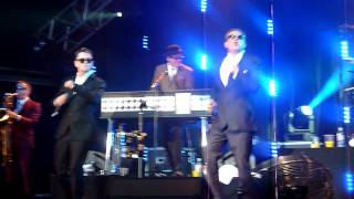 Madness - Take It Or Leave It - Whitehaven 18.06.11