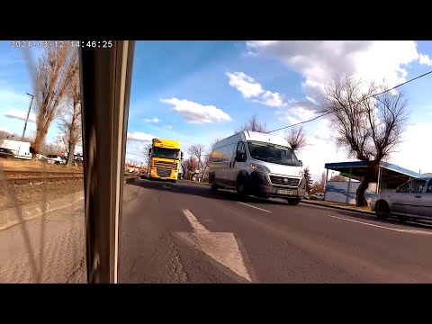 A türelmetlen furgonos, és a rendes kamionsofőr