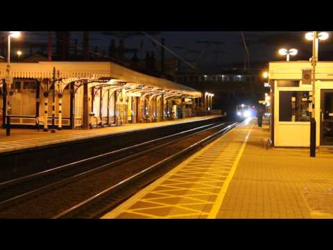 Freightliner 66543 Leeds to Tilbury intermodal