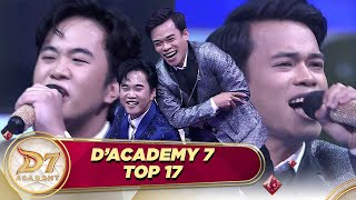 Download lagu Heboh Banget! Duet 'Pangeran Dangdut' Bikin Suasana Panggung Menyala-Nyala! | D'Academy 7 Top 17 mp3