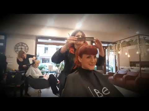 AcconciaSong - La frangia di Bettie Page!