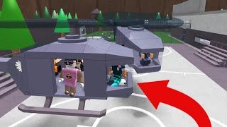 How Many People Can Fit Inside The Helicopter? | Roblox (Redwood Prison)