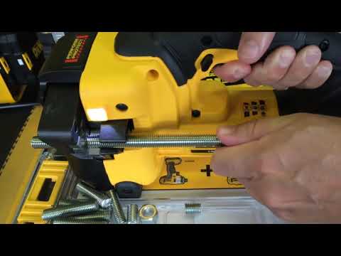 Аккумуляторный резчик шпилек DeWALT DCS350N – мощный и удобный инструмент Аккумуляторный резчик шпилек DeWALT DCS350N – мощный и удобный инструмент