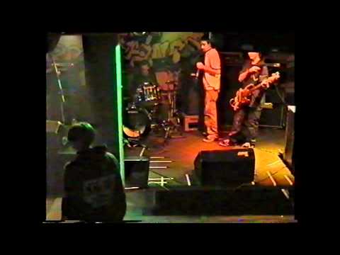 OFFER RESISTANCE LIVE@OSTBUNKER 1997