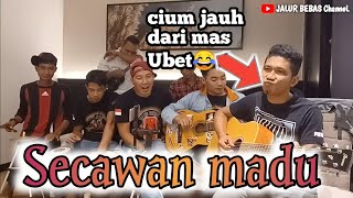 Download lagu SECAWAN MADU||cover pengamen JALUR BEBAS||anak rantau TKI Malaysia mp3 Download lagu SECAWAN MADU||cover pengamen JALUR BEBAS||anak rantau TKI Malaysia mp3