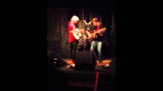 David Mayfield and his sister Ohio is fake