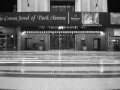 Jon Par S HELMSLEY BUILDING RAIN Film 453