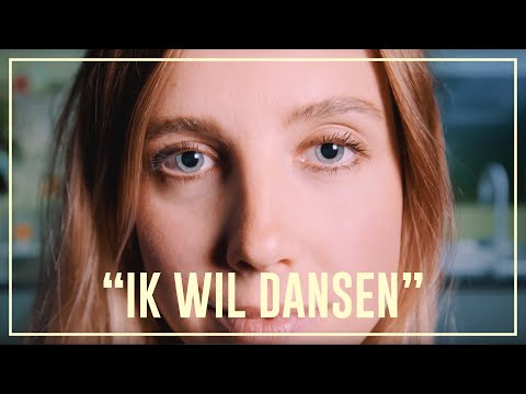 Nellie dances on MDMA crystals | Drugslab