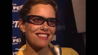 Ione Skye - Interview (2000)